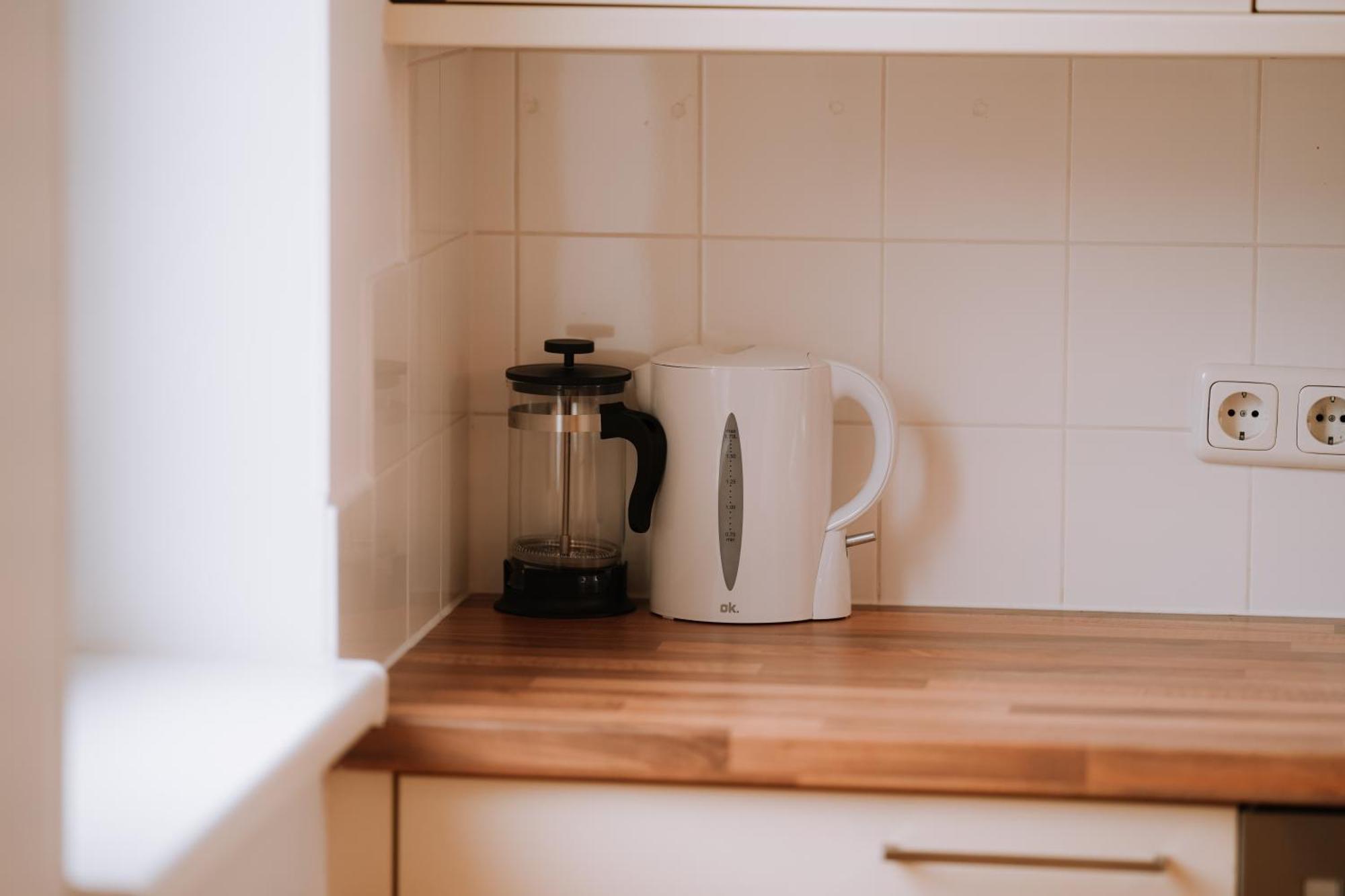 Apartment 90qm, 3 Bedrooms, Near Schoenbrunn, Balcony - Axara Housing Wien
